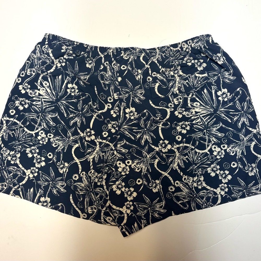 Patagonia Navy and White Women's Floral Shorts